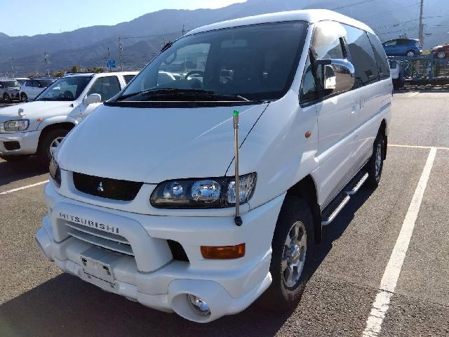 2004 Mitsubishi Delica Space Gear