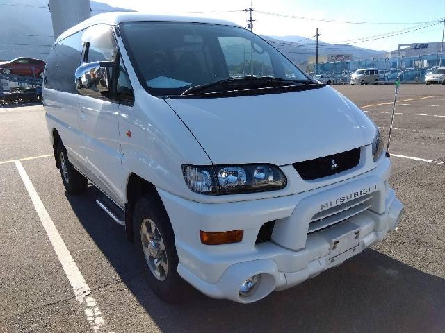 2004 Mitsubishi Delica Space Gear – thumbnail 4