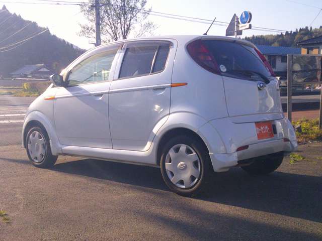 2009 Subaru R2 – thumbnail 4