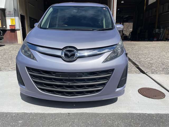 2010 Mazda Biante – thumbnail 2