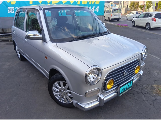 1999 Daihatsu Mira Gino