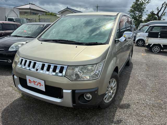 2007 Mitsubishi Delica D:5 – thumbnail 2