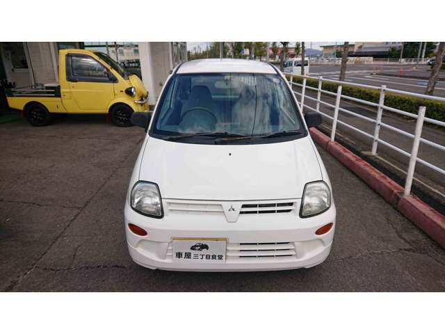 2001 Mitsubishi Minica – thumbnail 3