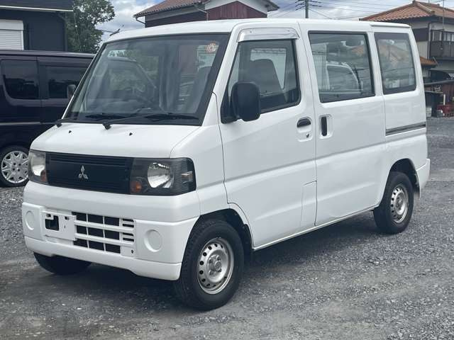 2009 Mitsubishi Minicab Van – thumbnail 3