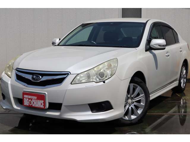 2010 Subaru Legacy B4 – thumbnail 2