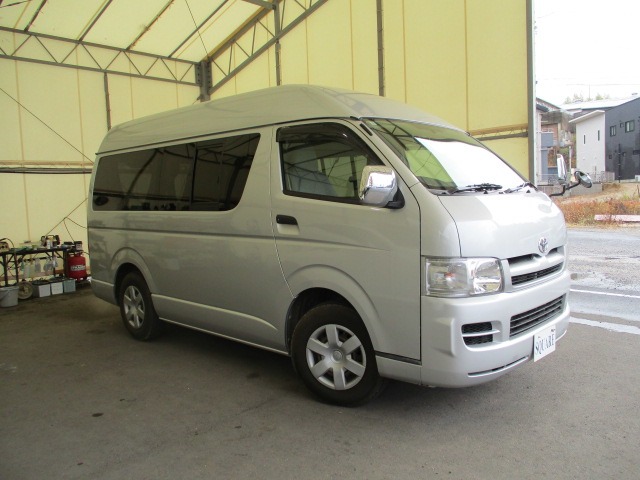 2008 Toyota Hiace