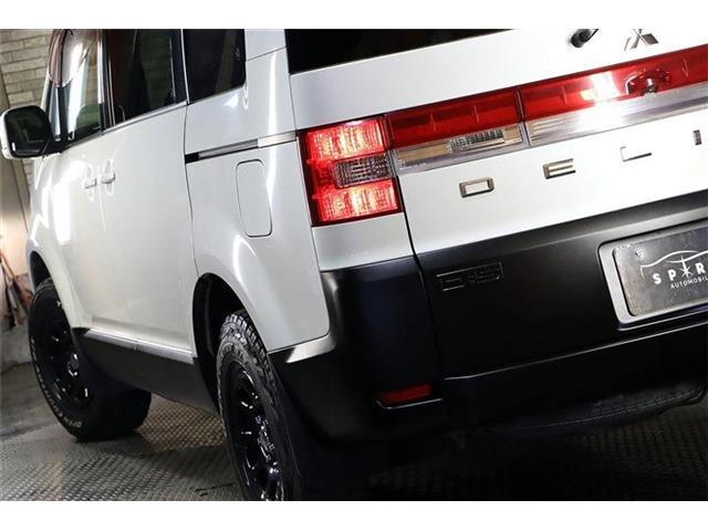 2007 Mitsubishi Delica D:5 – thumbnail 3