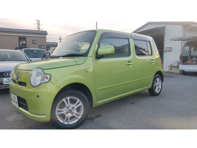 2010 Daihatsu Mira Cocoa