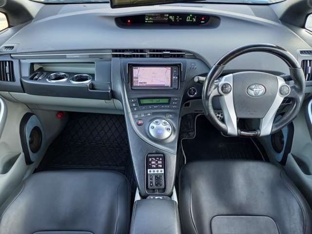 2010 Toyota Prius – thumbnail 4