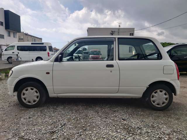 2000 Daihatsu Mira – thumbnail 3