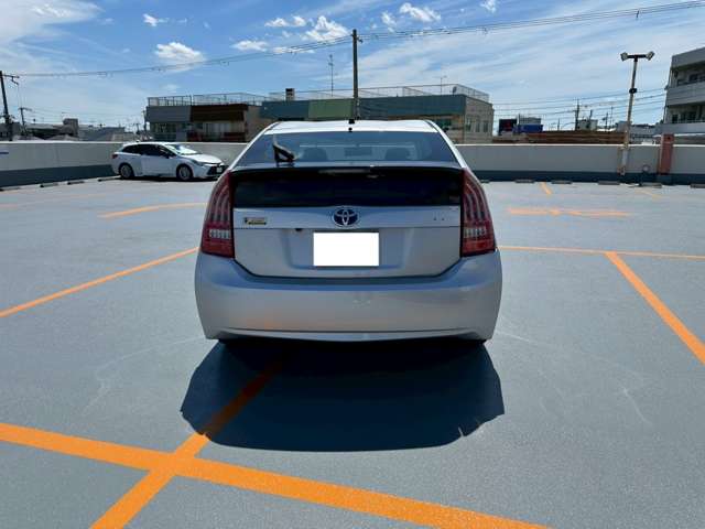 2010 Toyota Prius – thumbnail 4