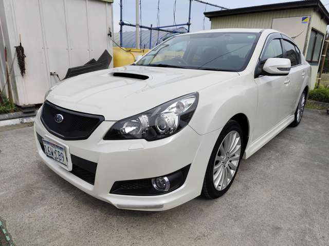 2009 Subaru Legacy B4 – thumbnail 2