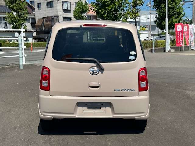2010 Daihatsu Mira Cocoa – thumbnail 3