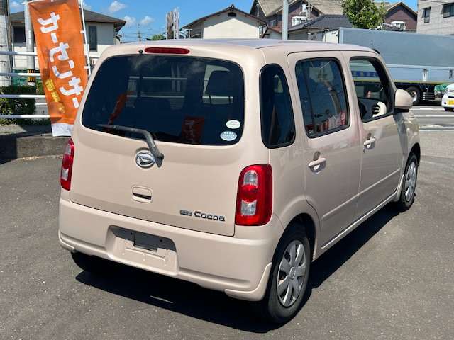 2010 Daihatsu Mira Cocoa – thumbnail 4