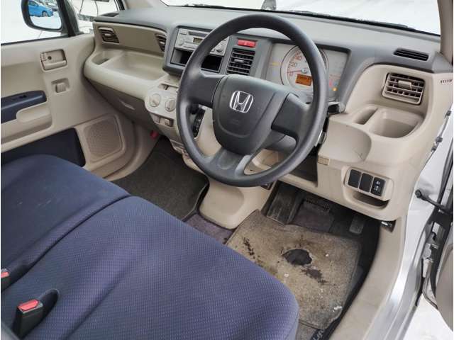 2010 Honda Life – thumbnail 3