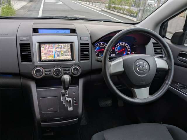 2007 Mazda MPV – thumbnail 4