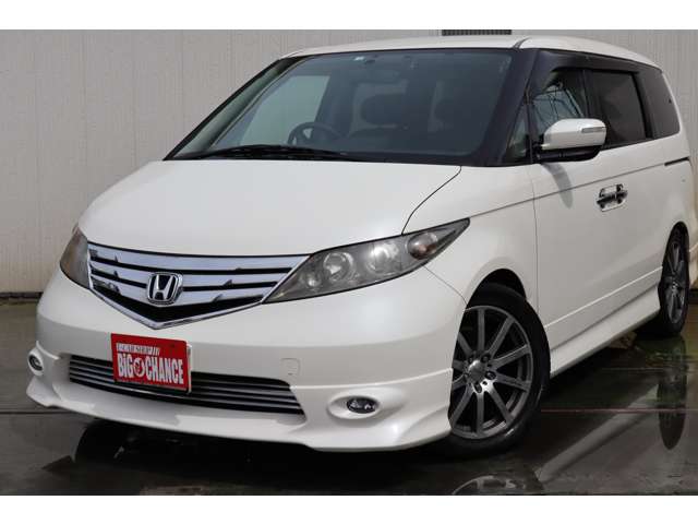 2010 Honda Elysion – thumbnail 2