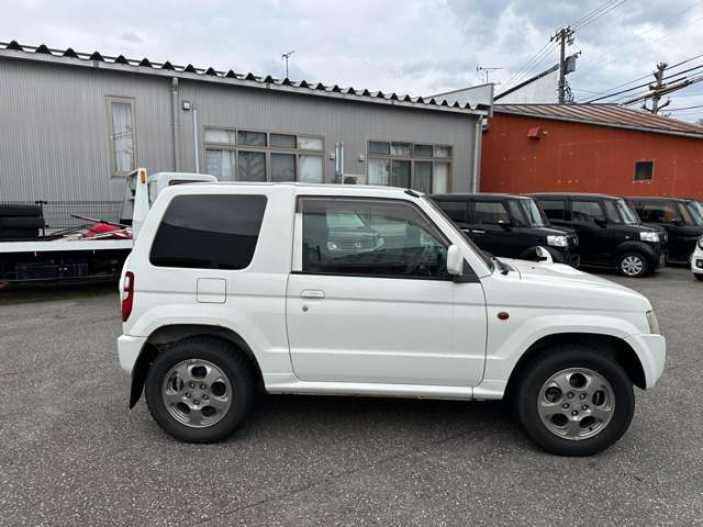 2008 Mitsubishi Pajero Mini – thumbnail 4
