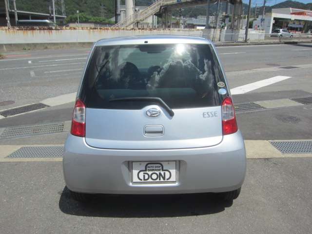 2009 Daihatsu Esse – thumbnail 4