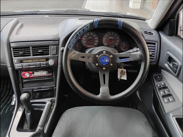 2000 Nissan Skyline – thumbnail 4