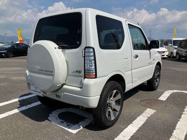 2009 Suzuki Jimny – thumbnail 3