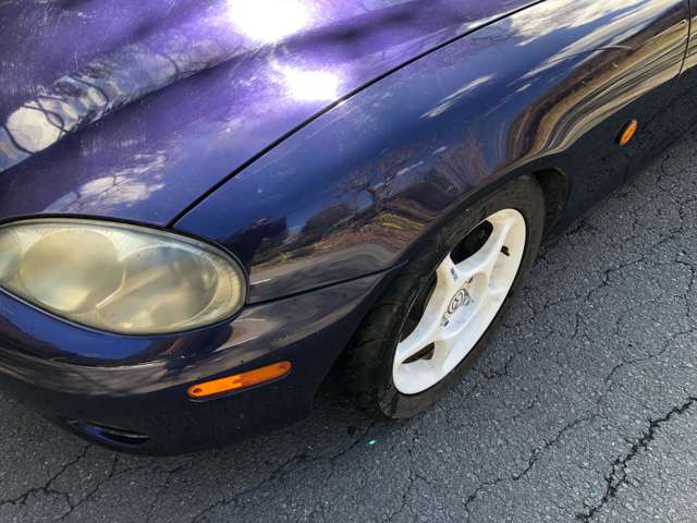 2004 Mazda Roadster – thumbnail 4
