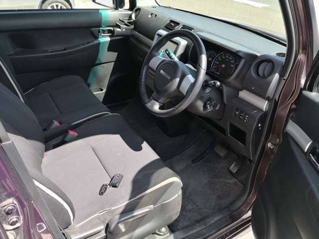 2010 Daihatsu Move Conte – thumbnail 4