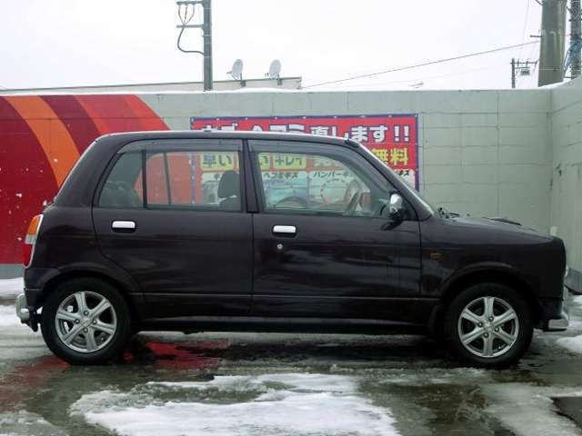 1999 Daihatsu Mira Gino – thumbnail 4