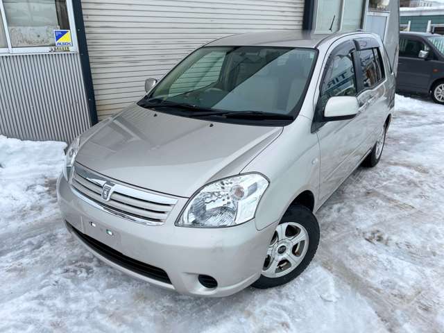 2007 Toyota Raum – thumbnail 3