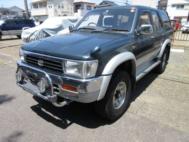 1995 Toyota Hilux Surf – thumbnail 3