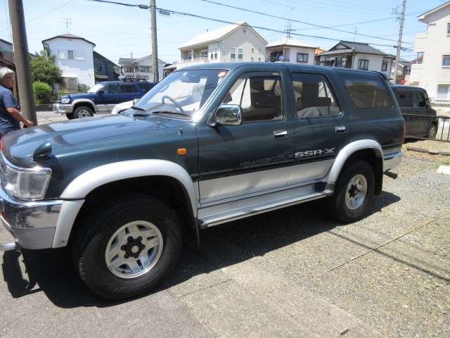 1995 Toyota Hilux Surf – thumbnail 4