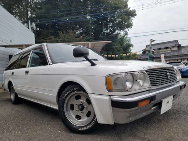 1992 Toyota Crown Van – thumbnail 3