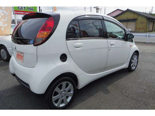 2006 Mitsubishi i – thumbnail 4