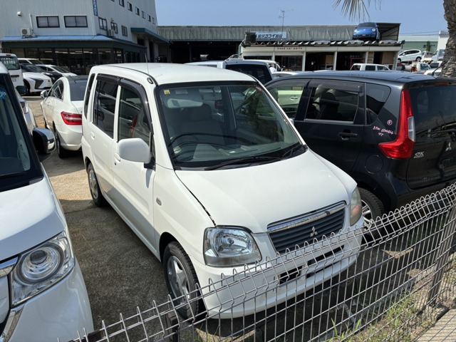2001 Mitsubishi Toppo BJ