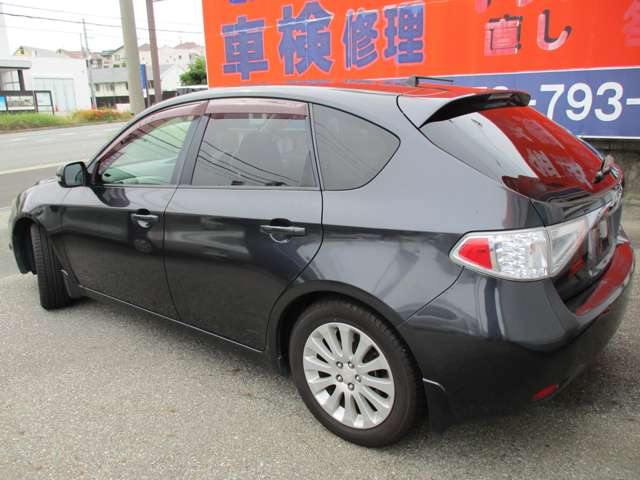 2009 Subaru Impreza Hatchback – thumbnail 4