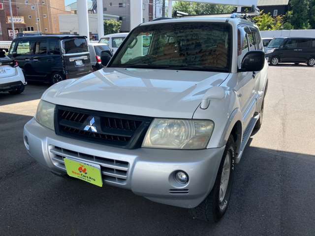 2003 Mitsubishi Pajero – thumbnail 2