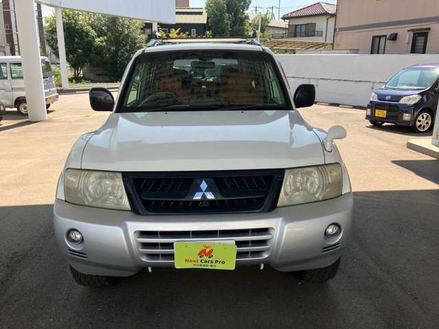 2003 Mitsubishi Pajero – thumbnail 4