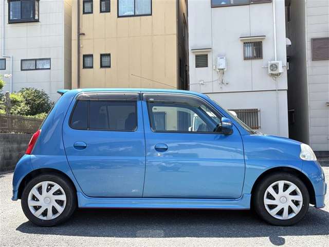 2009 Daihatsu Esse – thumbnail 4