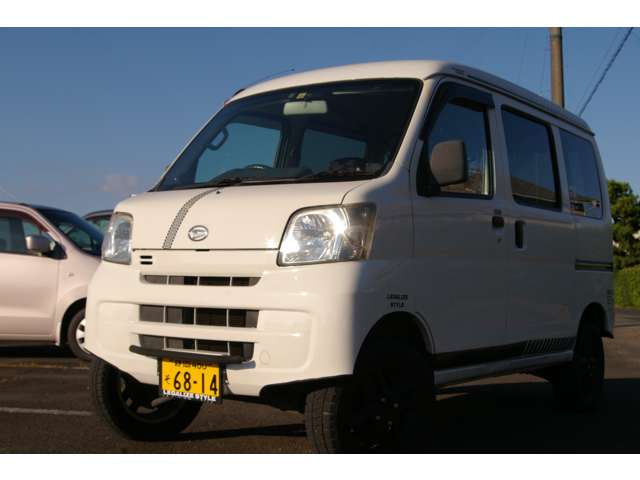 2009 Daihatsu Hijet Cargo – thumbnail 3