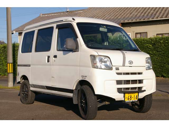 2009 Daihatsu Hijet Cargo – thumbnail 4