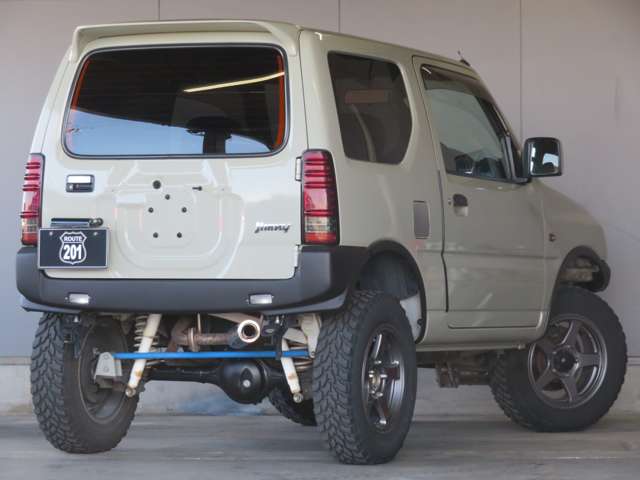 2007 Suzuki Jimny – thumbnail 2