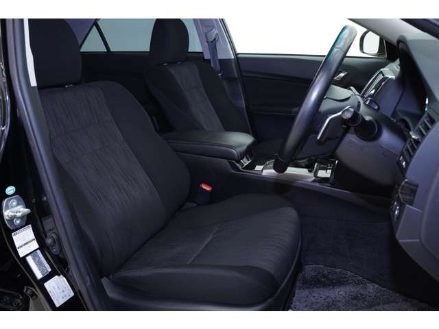2009 Toyota Mark X – thumbnail 4