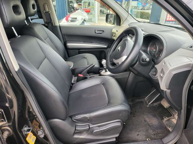 2007 Nissan X-Trail – thumbnail 4