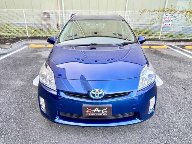 2010 Toyota Prius – thumbnail 2