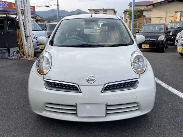 2009 Nissan March – thumbnail 2