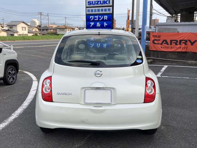 2009 Nissan March – thumbnail 3