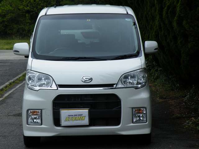 2010 Daihatsu Tanto Exe – thumbnail 2