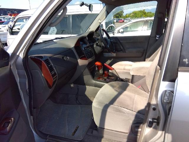 2000 Mitsubishi Pajero – thumbnail 3