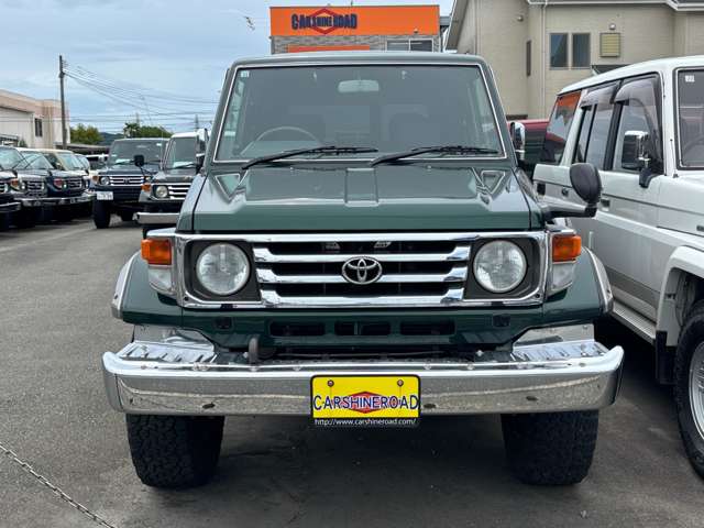 2002 Toyota Land Cruiser 70 – thumbnail 3
