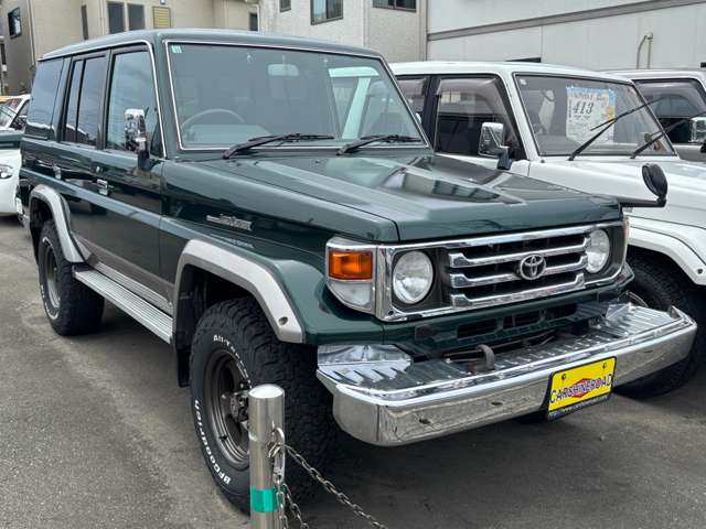2002 Toyota Land Cruiser 70 – thumbnail 4
